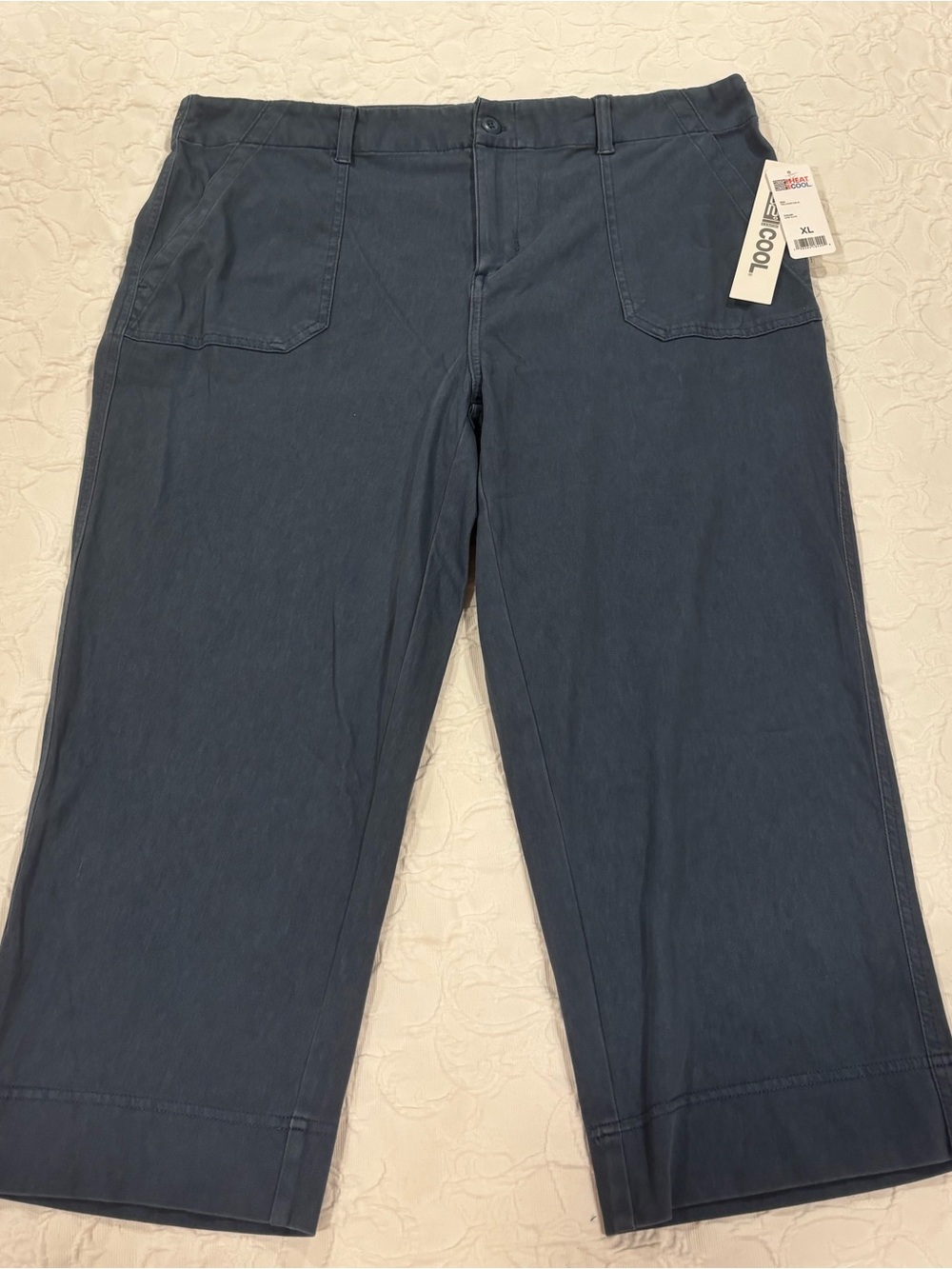 32 Degrees Slate Blue Crop Capris with Front Patch Pockets